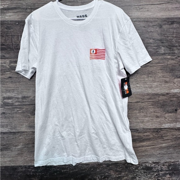 Bass Other - Bass Outdoor White Short Sleeve Tee with Classic Crew Neck
